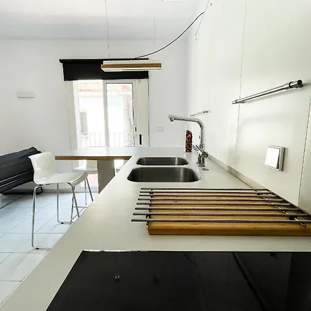 Tossa Center Attic & Terrace Apartment